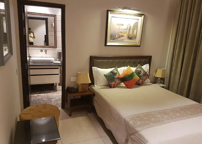 Hotel Kasauli Regency Stags Not Allowed